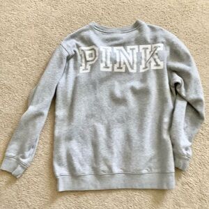 Victoria Secret's PINK Womens Crew Logo Athletic Graphic Grey Small Spell out